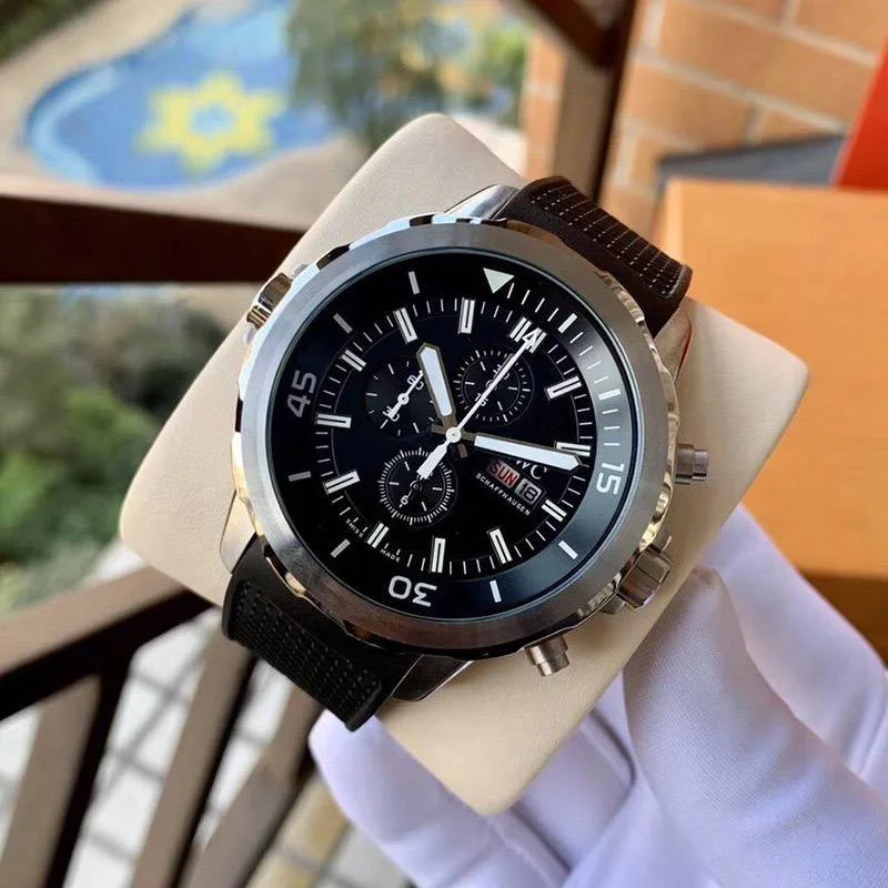 累積売上総額第1位!IWC 偽物 アクアタイマー クロノグラフ ガラパゴス アイランド 3色 iwv92663
