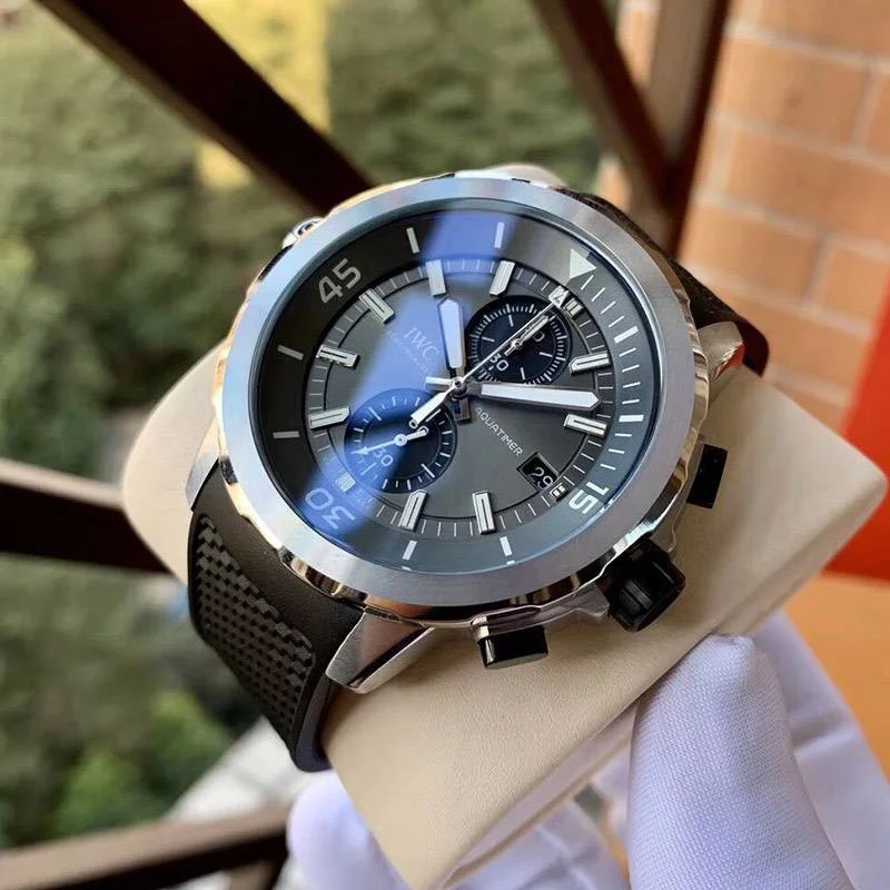 累積売上総額第1位!IWC 偽物 アクアタイマー クロノグラフ ガラパゴス アイランド 3色 iwv92663