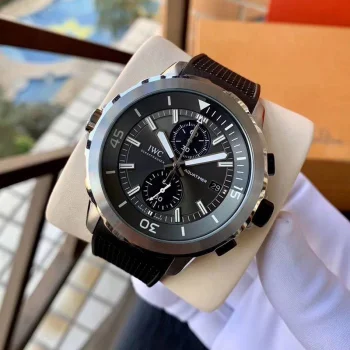累積売上総額第1位!IWC 偽物 アクアタイマー クロノグラフ ガラパゴス アイランド 3色 iwv92663