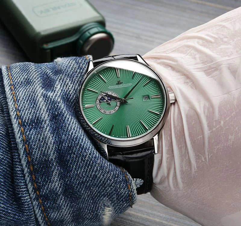 目を惹くカラー ジャガー・ルクルト 偽物 マスターグランドウルトラスリム スモールセコンド 39mm Q1358480