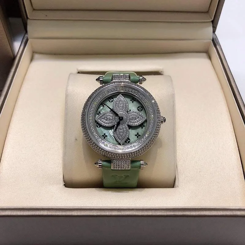 高品質♪ルイヴィトン 時計 全面ダイヤ 偽物N級品 38mm 自動巻き vue43633