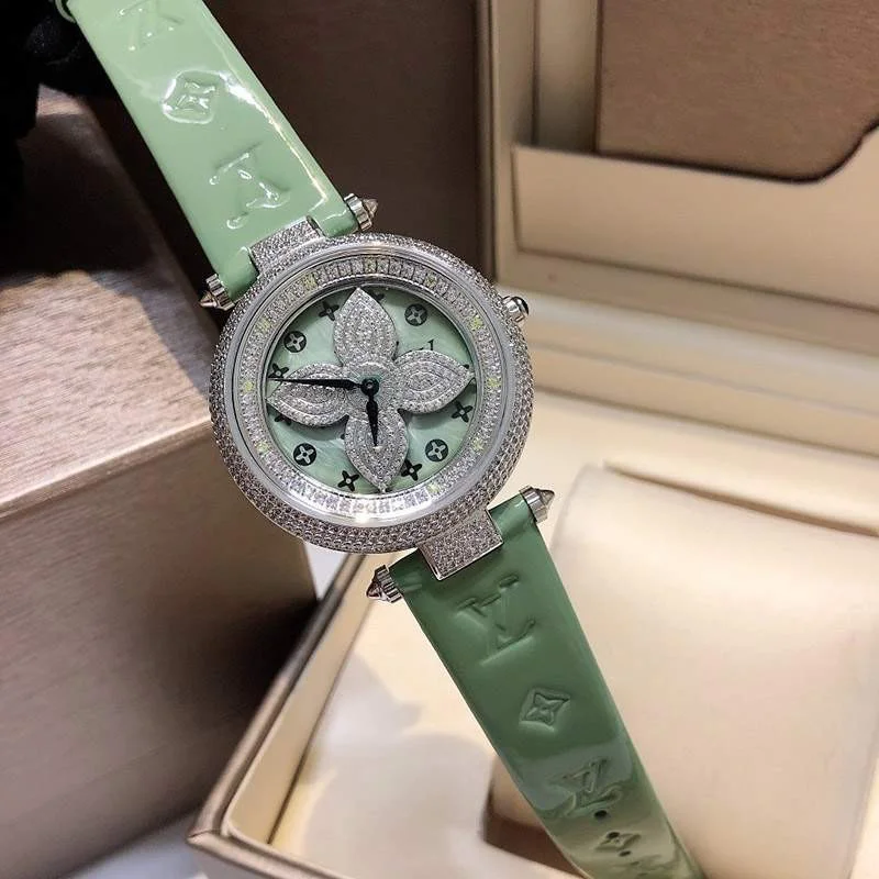 高品質♪ルイヴィトン 時計 全面ダイヤ 偽物N級品 38mm 自動巻き vue43633