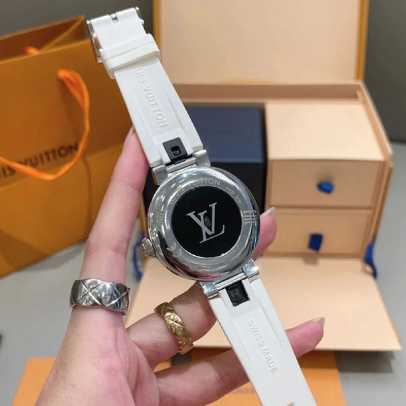 超話題!ルイヴィトン スマートウォッチ 偽物 フルタッチスクリーン 42mm 人気 vun58304