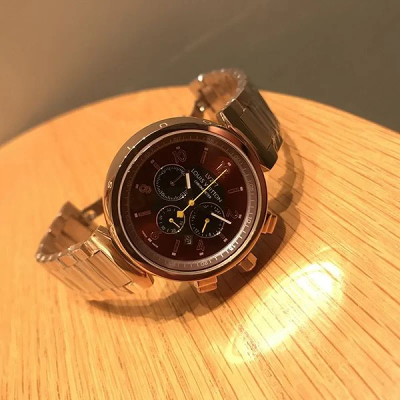 ルイヴィトン タンブール 偽物 クロノグラフ 42mm vup50196