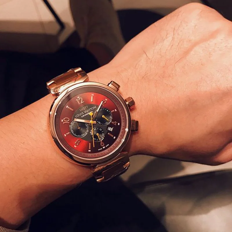 ルイヴィトン タンブール 偽物 クロノグラフ 42mm vup50196