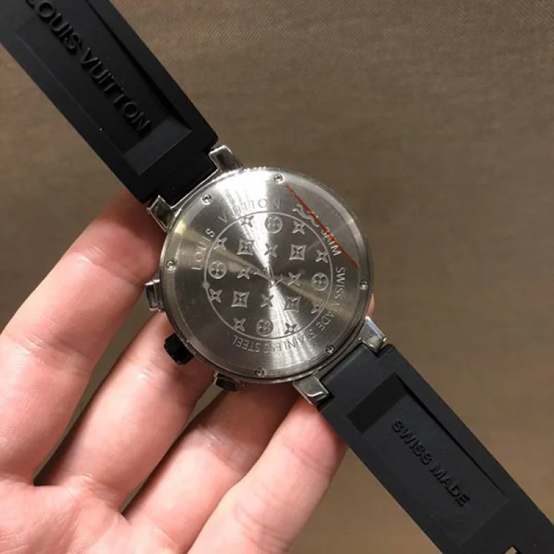 ルイヴィトン タンブール 偽物 クロノグラフ 42mm 入手困難品! vuq11111