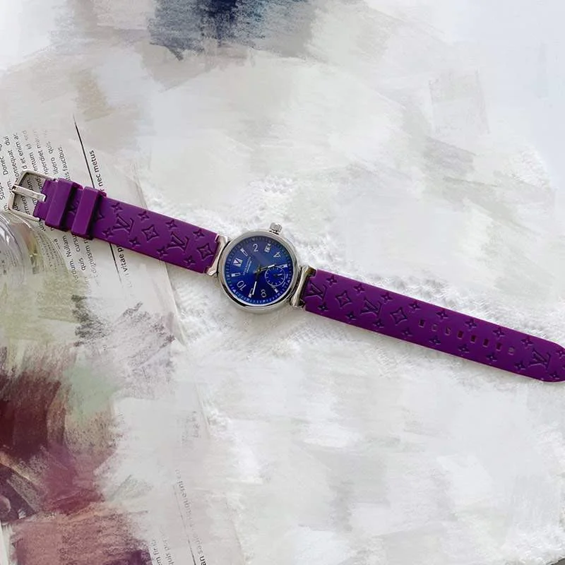 世界中で大人気♪ルイヴィトン 時計 タンブール コピー ストリート ダイバー 33mm vur16084