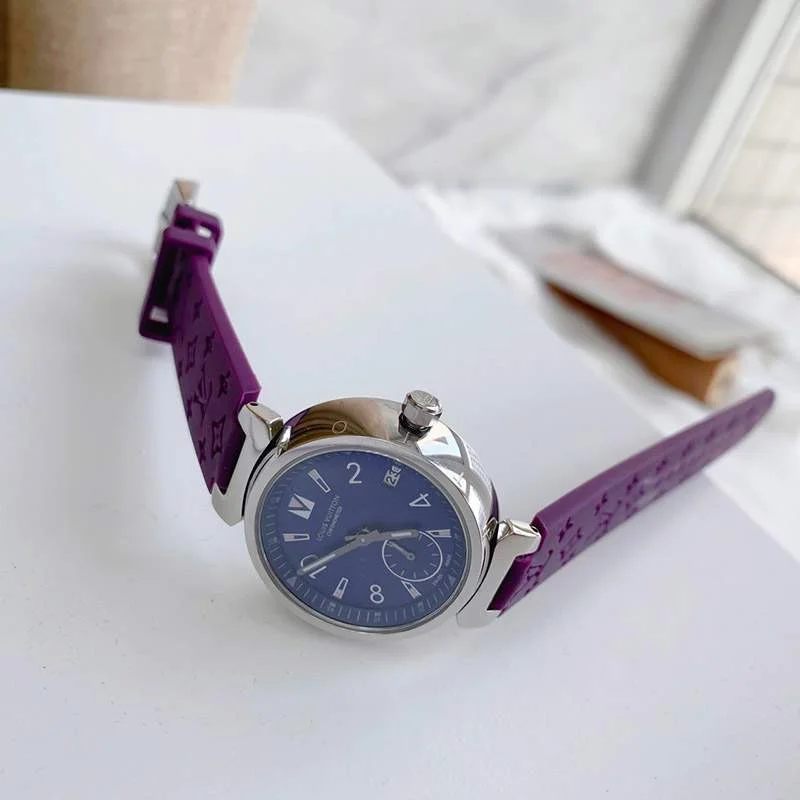 世界中で大人気♪ルイヴィトン 時計 タンブール コピー ストリート ダイバー 33mm vur16084