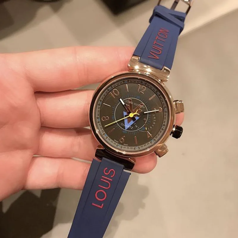 ルイヴィトン タンブール 偽物 クロノグラフ 42mm vup50196