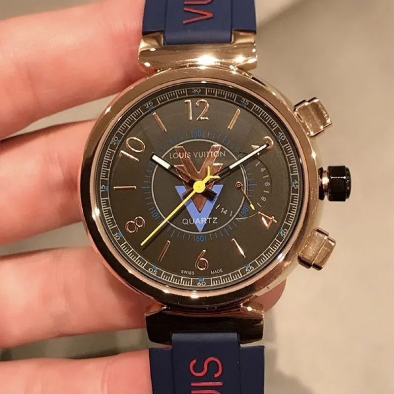 ルイヴィトン タンブール 偽物 クロノグラフ 42mm vup50196