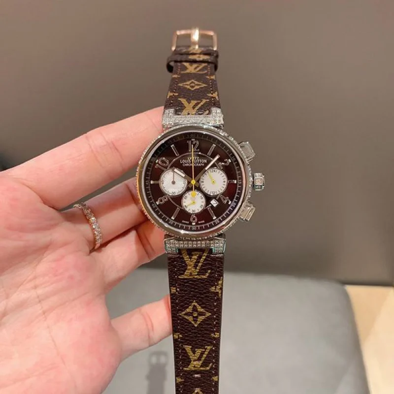 ルイヴィトン タンブール 偽物 クロノグラフ 41mm vus80570