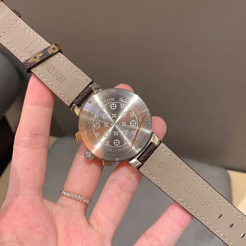 ルイヴィトン タンブール 偽物 クロノグラフ 41mm vus80570