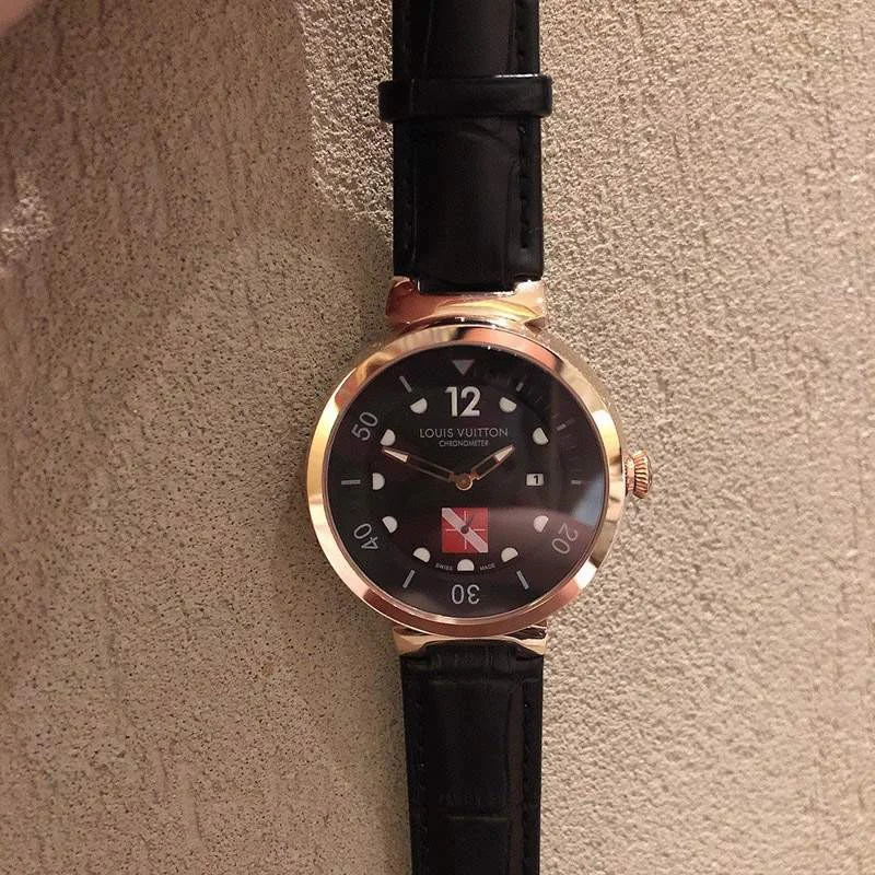 希少 ルイヴィトン 時計 偽物 タンブール ストリート ダイバー 44mm vut04398