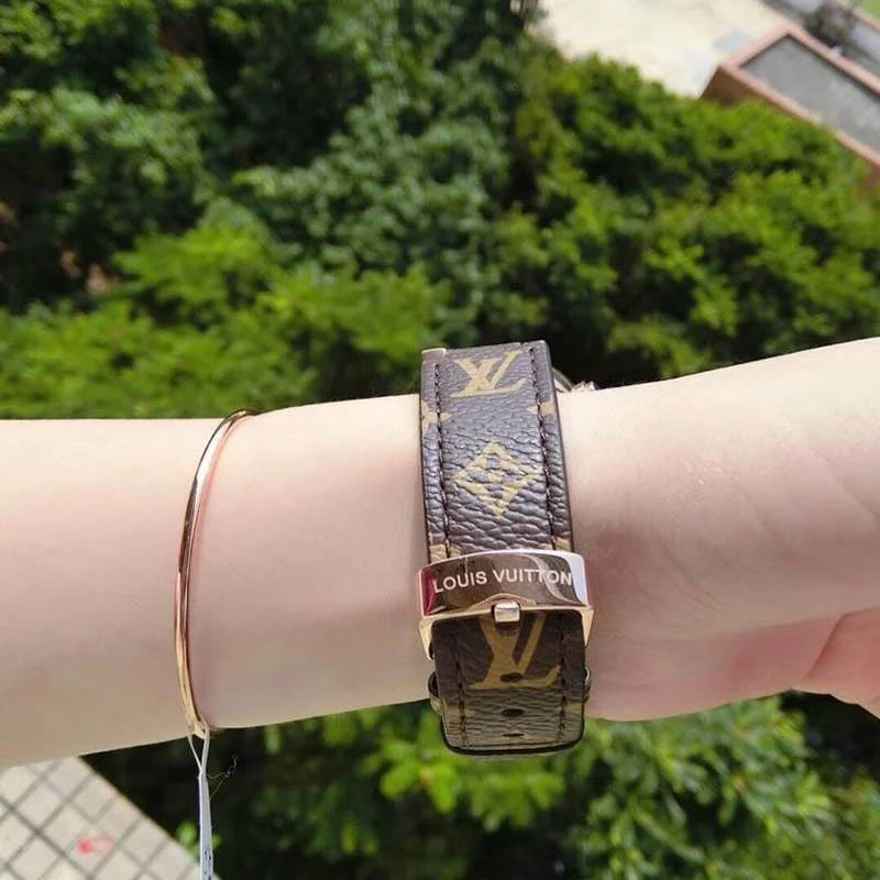 稀少 ルイヴィトン 時計 タンブール ストリート ダイバー 偽物 モノグラム 33mm vuy88476