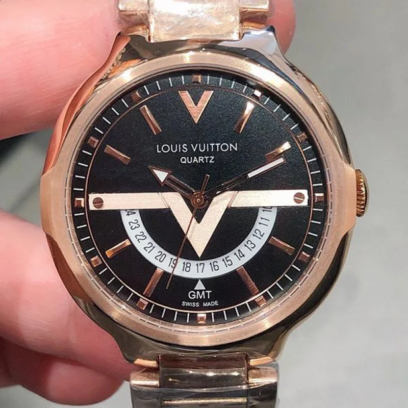 新作 ルイヴィトン 偽物 タンブール スリム 41mm vuz68176