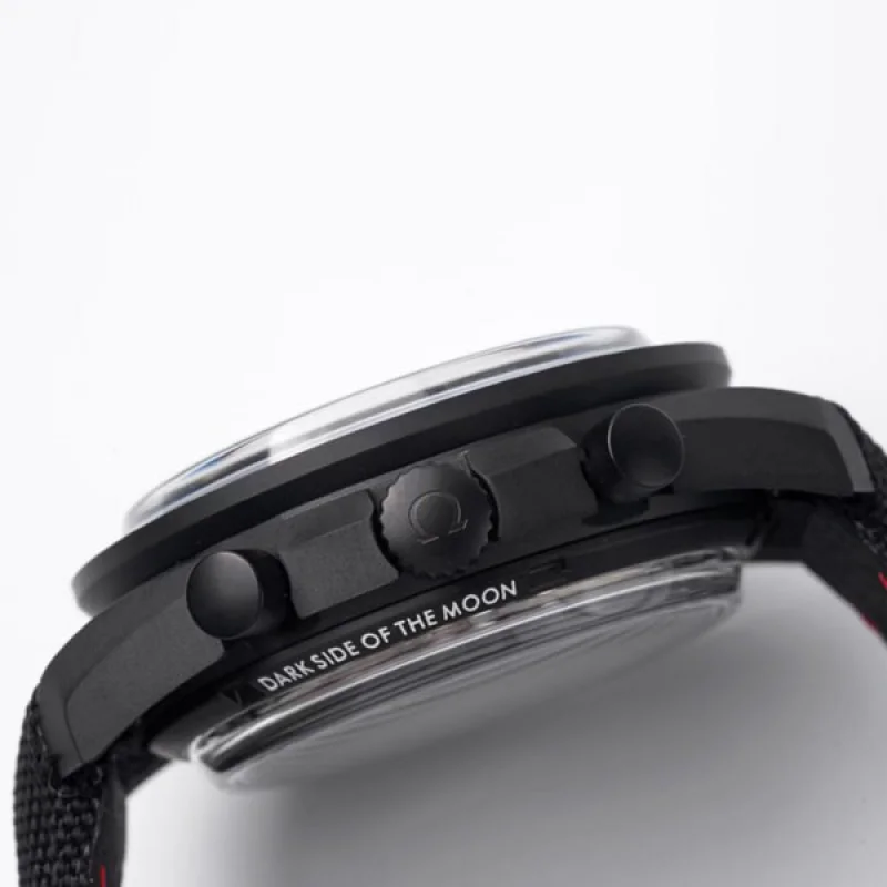 定番オメガ スピードマスター 偽物★ムーンウォッチ ダーク サイド オブ ムーン ブラック ブラック 44.2mm 311.92.44.51.01.005