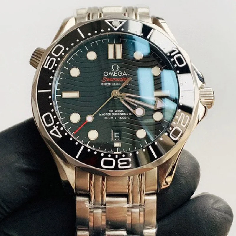 ★日本!!人気！オメガ コピー シーマスター ダイバー300 コーアクシャル マスタークロノメーター 2色 omg52758