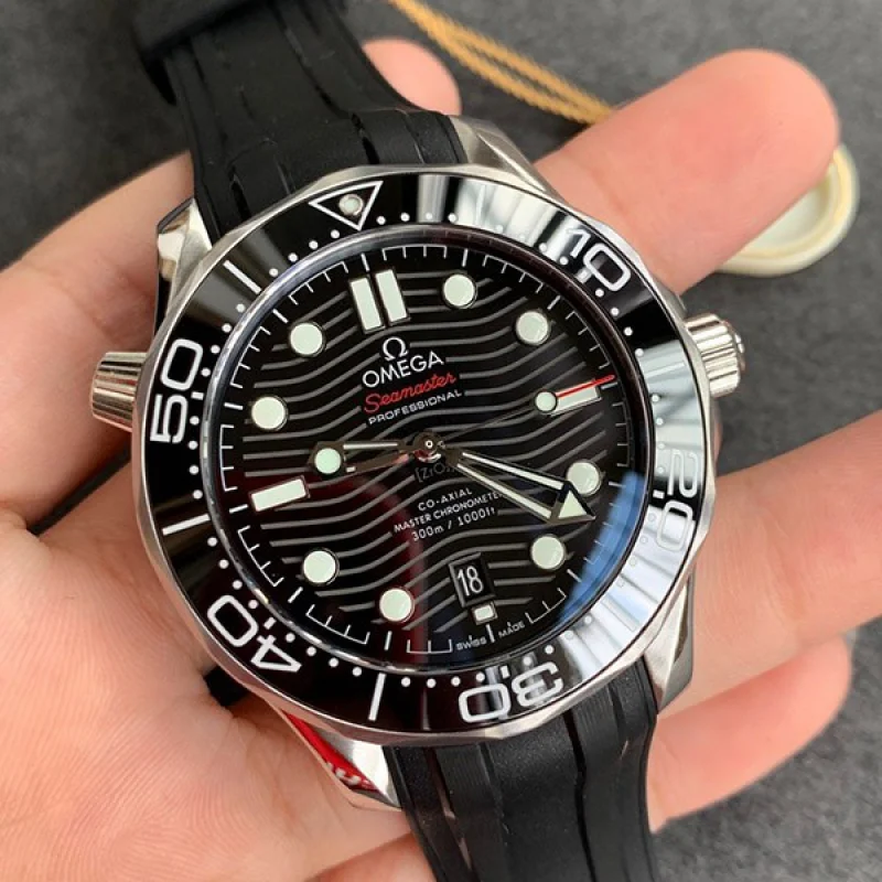 日本未入荷オメガ シーマスター 偽物 ダイバー300 コーアクシャル マスタークロノメーター omo70452