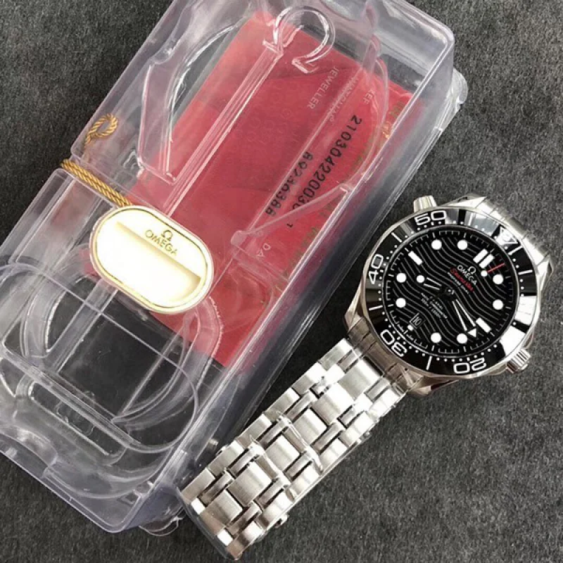【日本未発売】オメガ コピー シーマスター ダイバー300 コーアクシャル マスタークロノメーター omz27358