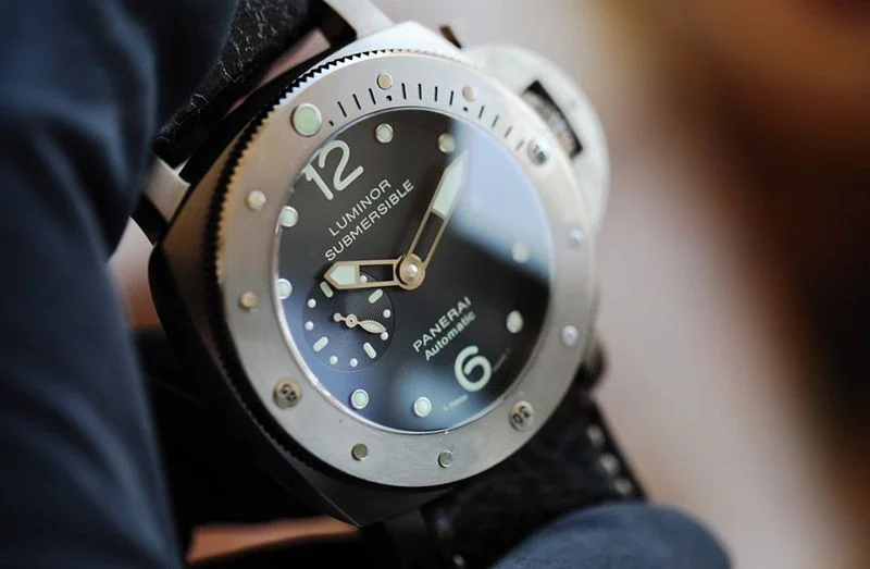 パネライ 偽物PANERAI ルミノール1950 サブマーシブル 偽物N級品 PAM00243