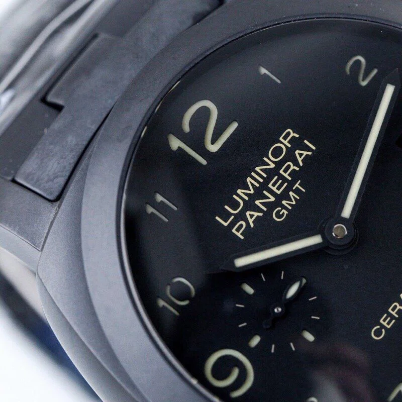 世界中で大人気♪パネライ ルミノール1950 3デイズ GMT トゥットネロ 偽物 PAM00438
