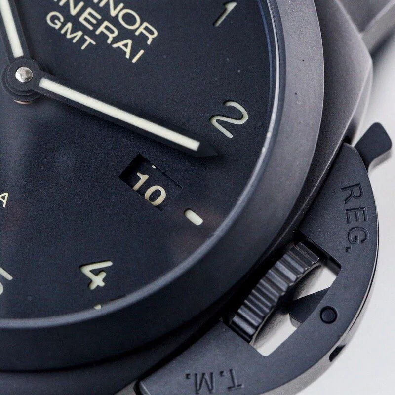 世界中で大人気♪パネライ ルミノール1950 3デイズ GMT トゥットネロ 偽物 PAM00438