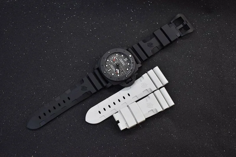 世界限定1036本 パネライ サブマーシブル ルナ・ロッサ偽物N級品 PAM01038