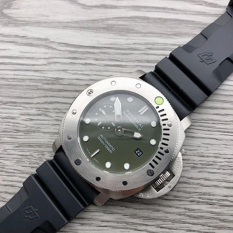 【人気商品】パネライ サブマーシブル 偽物 自動巻き PAM01055