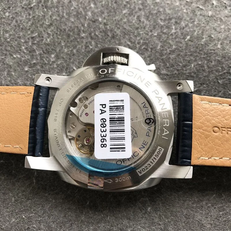 色鮮やかなブルー文字盤が人気!パネライ ルミノール GMT コピー PAM1033