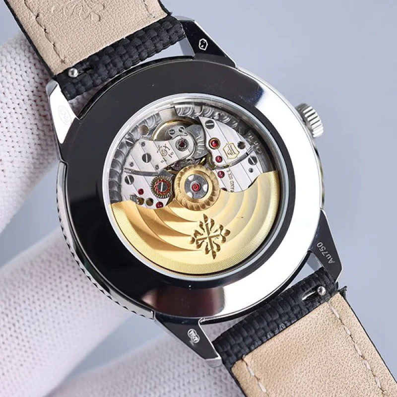《大人気》パテック フィリップ コピー カラトラバ Ref.5226G-001