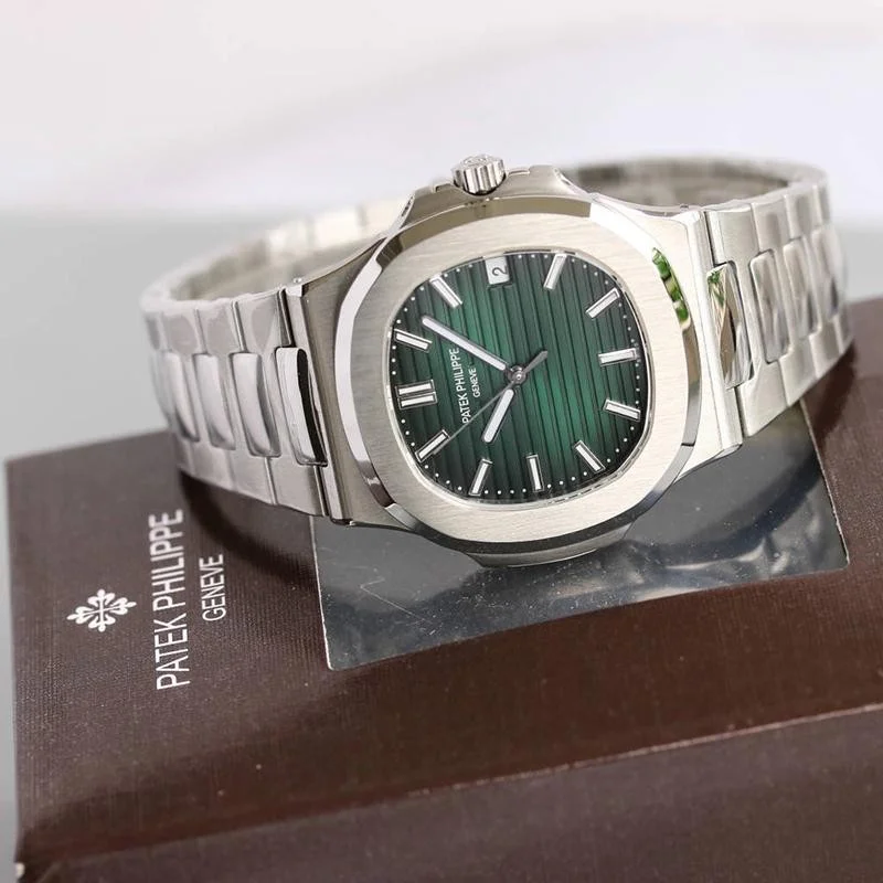21-22AWパテックフィリップ ノーチラス 偽物 約40mm paa35920