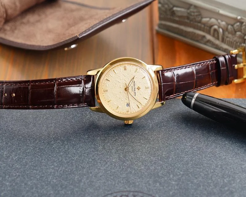 ☆超人気☆パテックフィリップ コピー カラトラバ レリーフ腕時計 約40.0mm paj12542