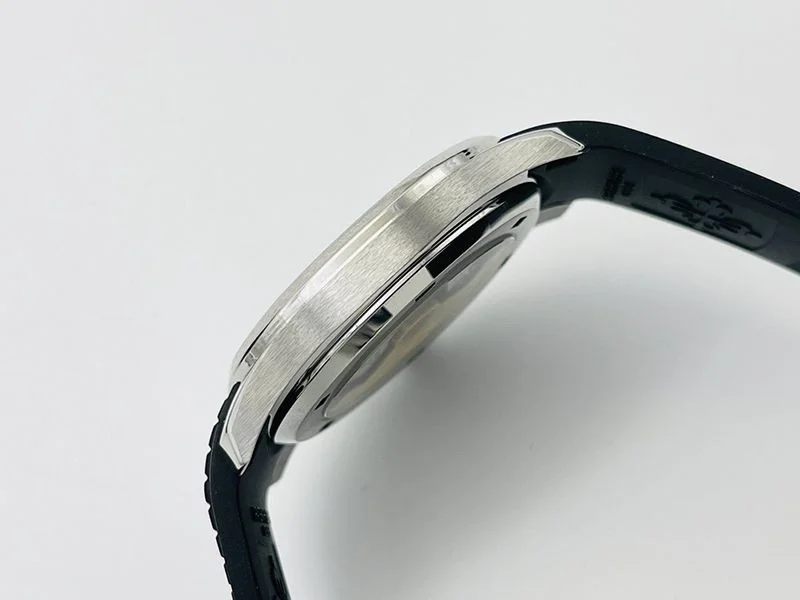 パテックフィリップ アクアノートルーチェ 偽物★ブラック ステンレス paq83027