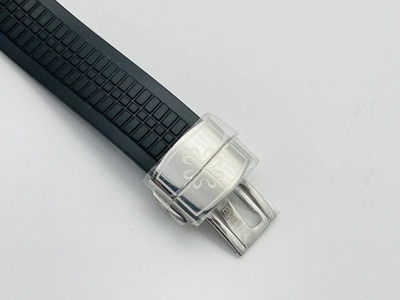 パテックフィリップ アクアノートルーチェ 偽物★ブラック ステンレス paq83027