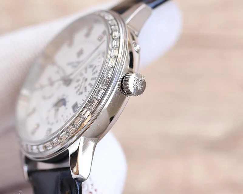 希少色パテックフィリップ カラトラバ コピー 2色 約40.0mm paq95775