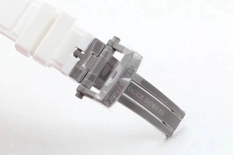 【日本未発売】ロジェデュブイ 偽物 エクスカリバー スパイダー チタン 45MM roc54953