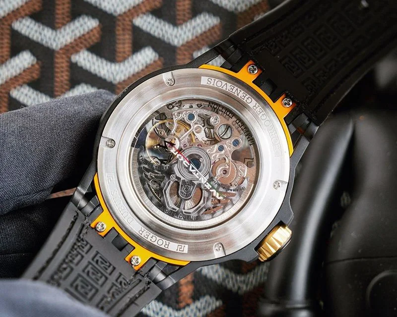 秋冬新作ロジェデュブイ コピー エクスカリバー スパイダーウラカン 自動巻き 約46MM 3色 rov55453