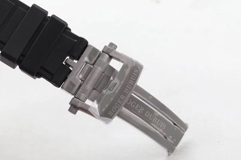 争奪戦ロジェデュブイ 偽物 エクスカリバー スパイダー チタン 45MM rov87360