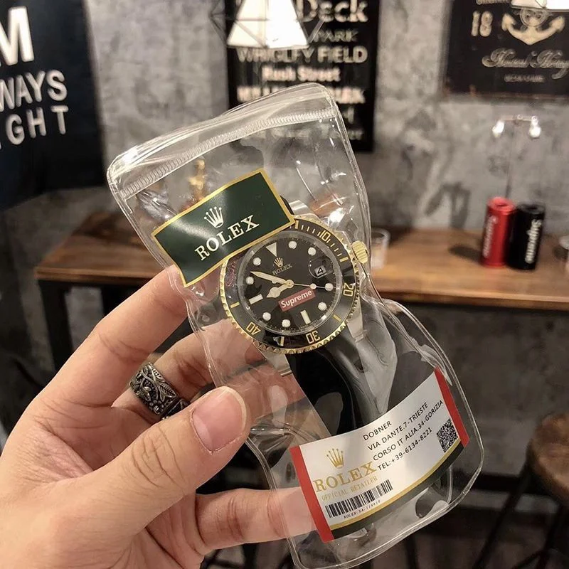 関税負担なしロレックス × シュプリーム コラボ 偽物★文字盤には真紅で「シュプリーム ボックス ロゴ」3色 114060G