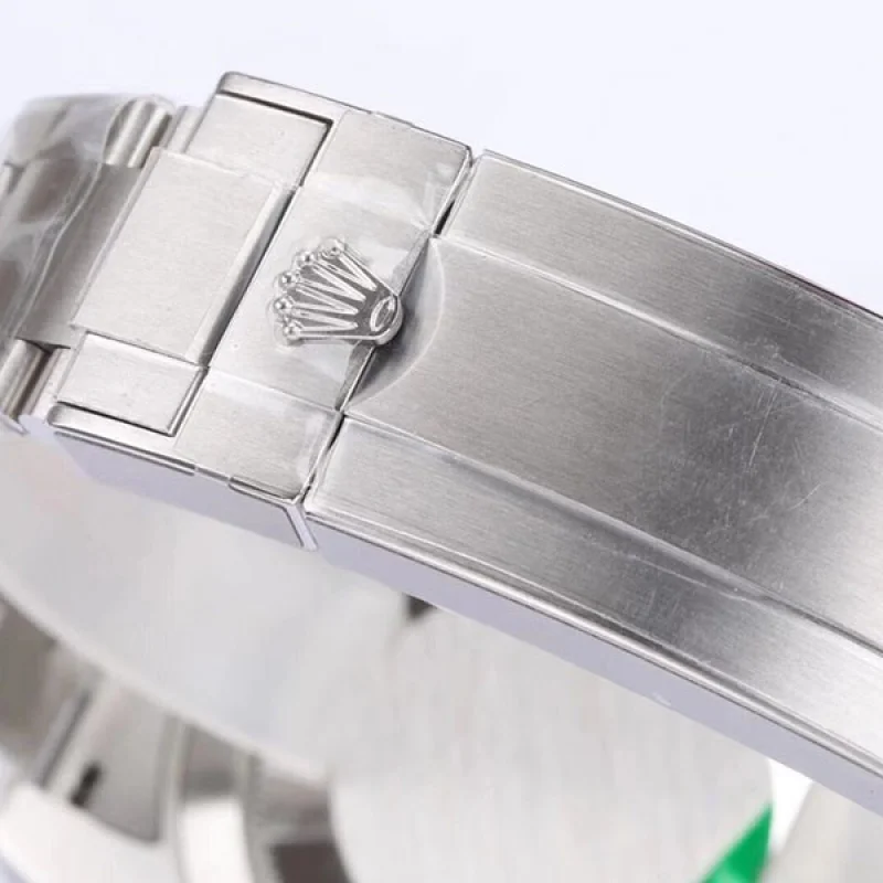 世界中で大人気♪ロレックス サブマリーナ デイト41mm コピー ホワイトゴールド メンズ 自動巻き 126619LB