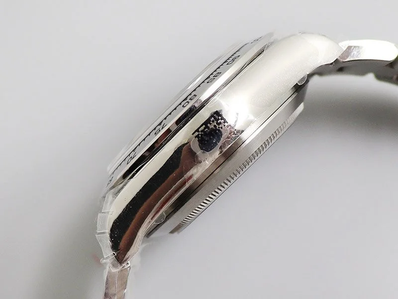 目を惹くカラー ロレックス偽物 デイトナ メンズ 自動巻き roq01398