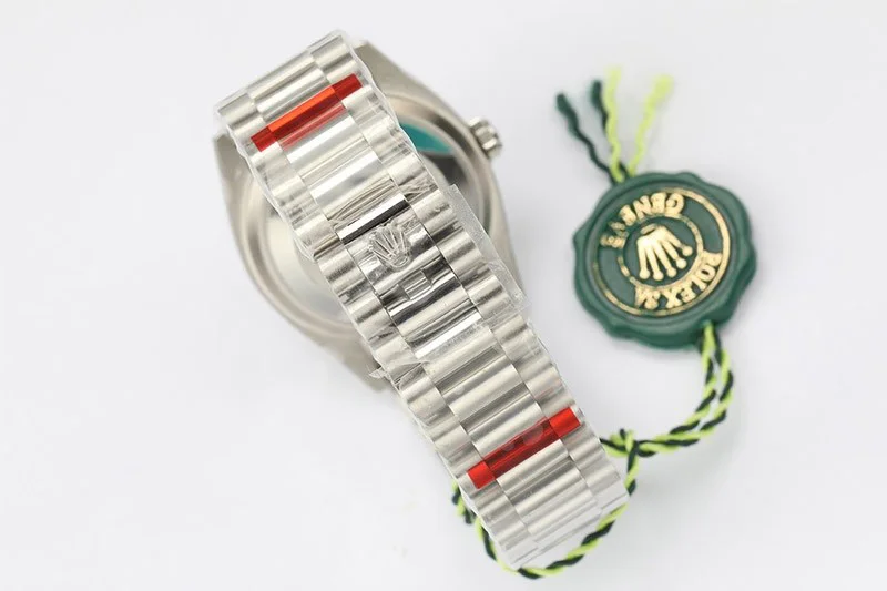 セール新作 ロレックス 腕時計 偽物 デイデイト ブルーグラデーション 36mm rou71565