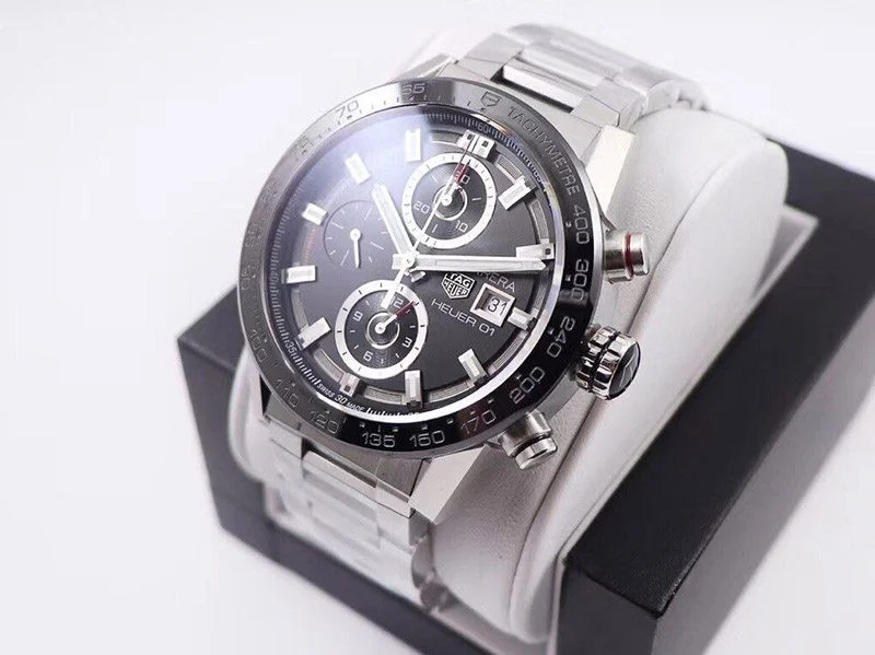 人気急上昇 タグホイヤー カレラ 偽物 スケルトン 文字盤 ステンレス メンズ 腕時計 43 mm TAi22171
