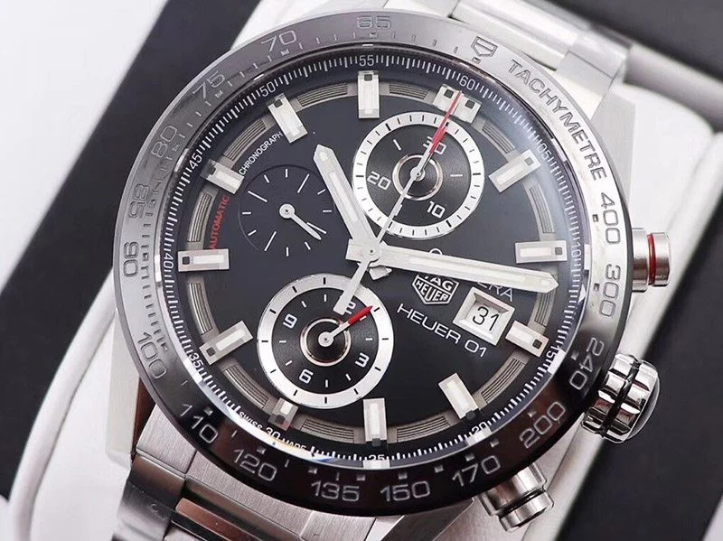 人気急上昇 タグホイヤー カレラ 偽物 スケルトン 文字盤 ステンレス メンズ 腕時計 43 mm TAi22171
