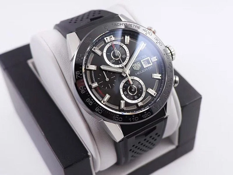 人気急上昇 タグホイヤー カレラ スケルトン コピー 文字盤 ステンレス メンズ 腕時計 43 mm TAi86398