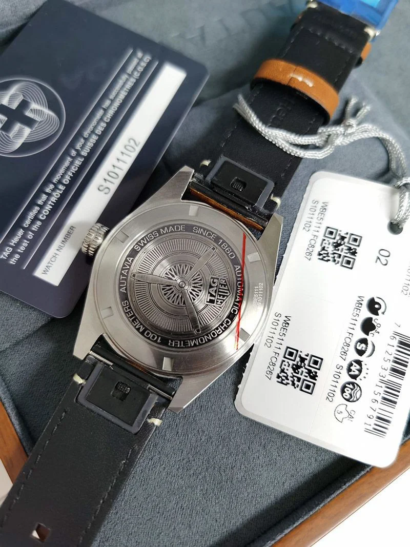 人気No1 タグホイヤー オータヴィア 偽物自動巻ウォッチ 直径 42 mm WBE5111.FC8267