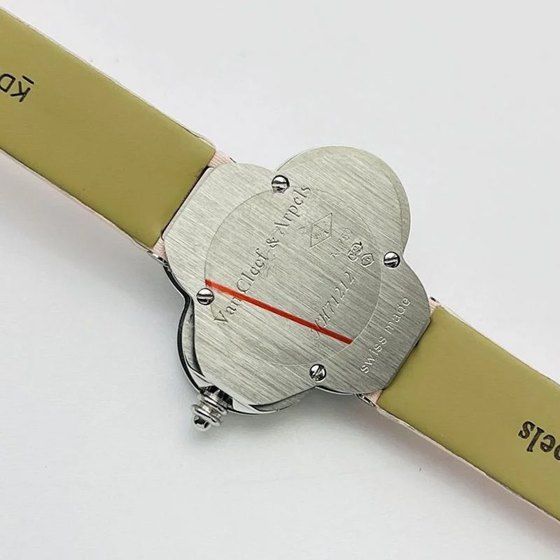 累積売上総額第１位！ヴァンクリーフ＆アーペル 時計 レディ アーペル ユール フィラント38mm スーパーコピー van25641
